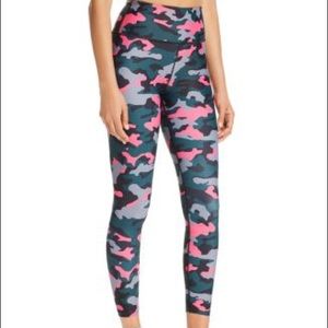Aqua Athletic Camo Camouflage Leggings XS